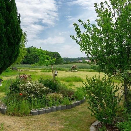 Ruhige Fewo Im Gruenen Mit Balkon, Terrasse Und Grossem Garten Leilighet Sehlen Eksteriør bilde