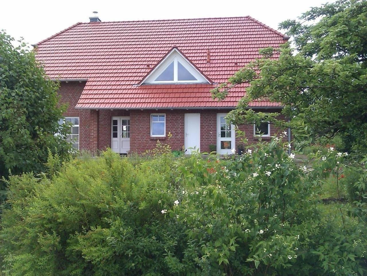 Ruhige Fewo Im Gruenen Mit Balkon, Terrasse Und Grossem Garten Leilighet Sehlen Eksteriør bilde